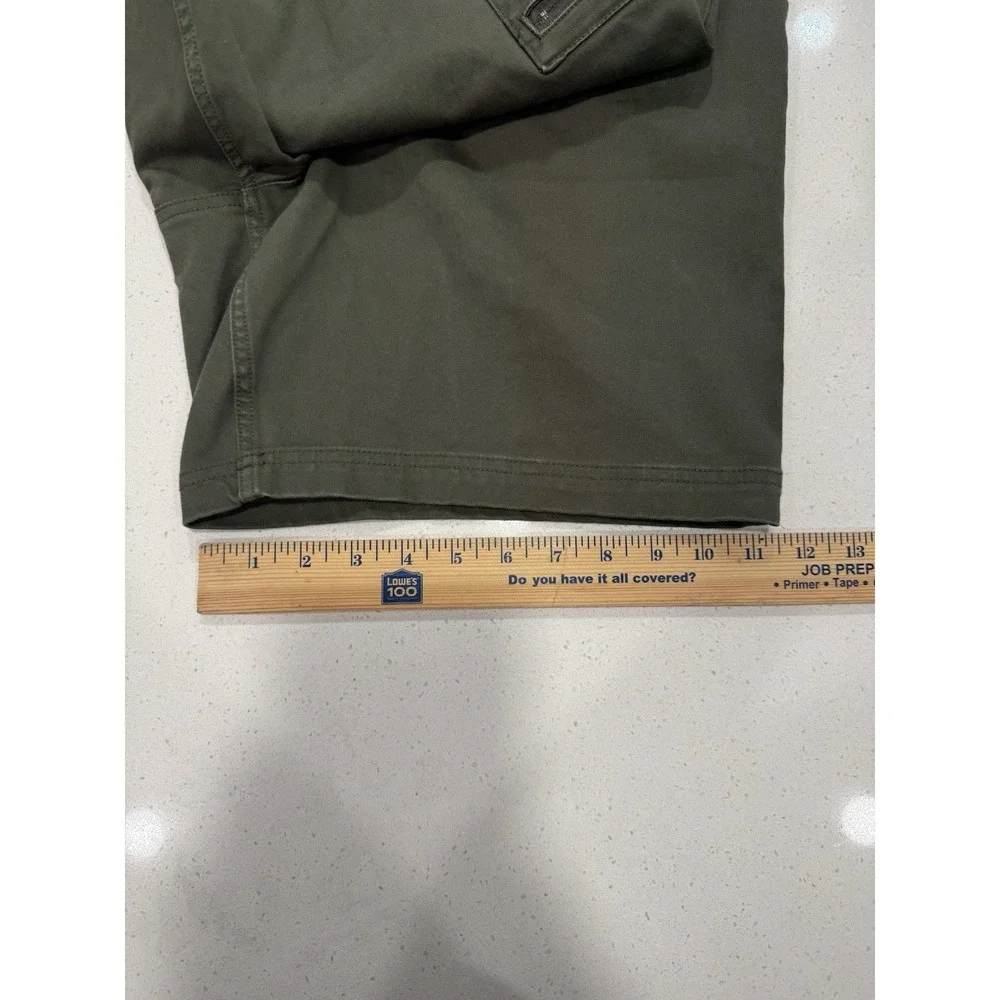 Nike SB Skate Shorts Cargo Khaki Men's 34 Green